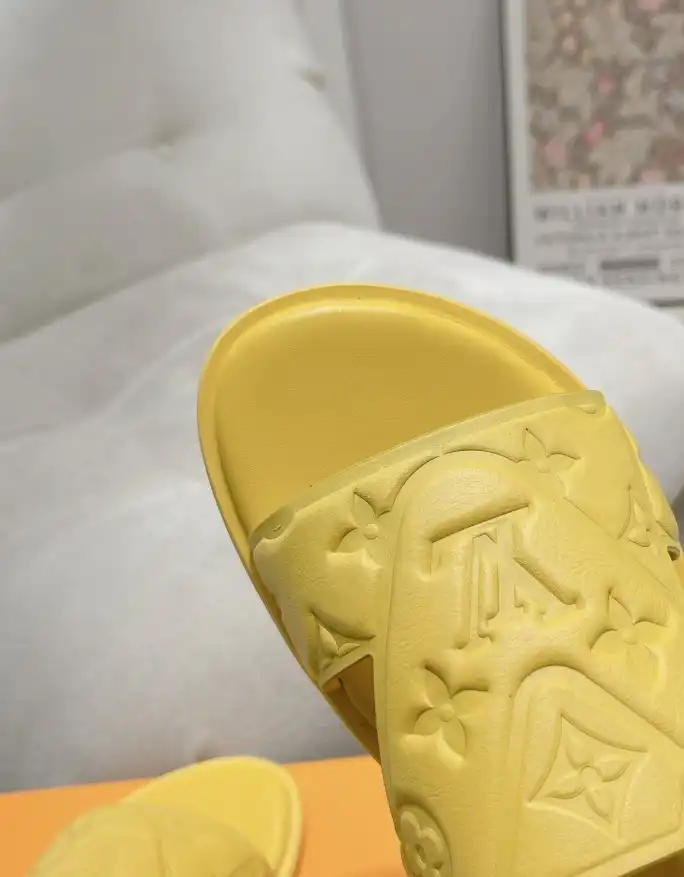 hype LV Slippers