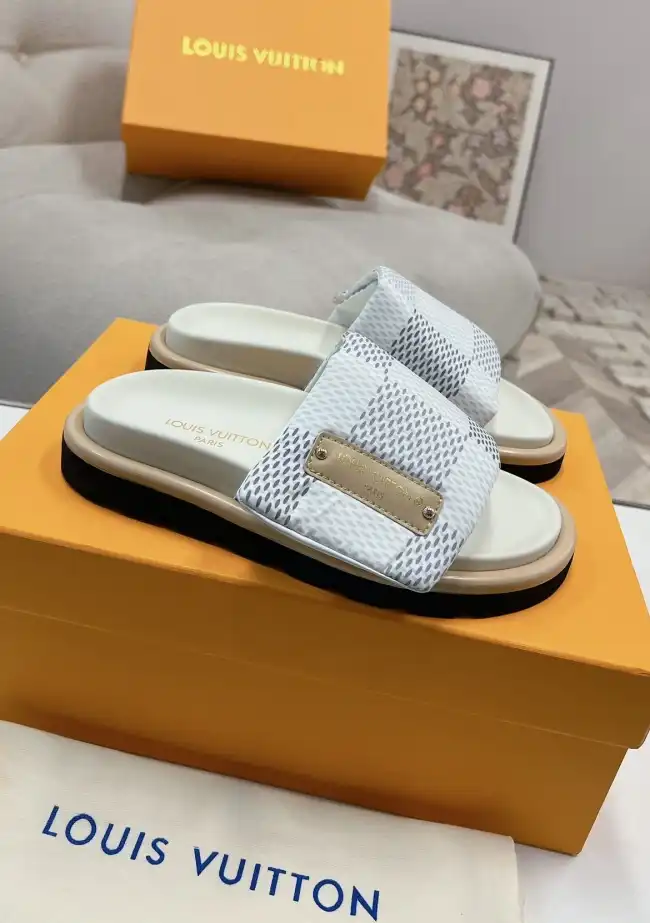 hype LV Slippers