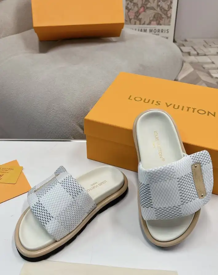 hype LV Slippers