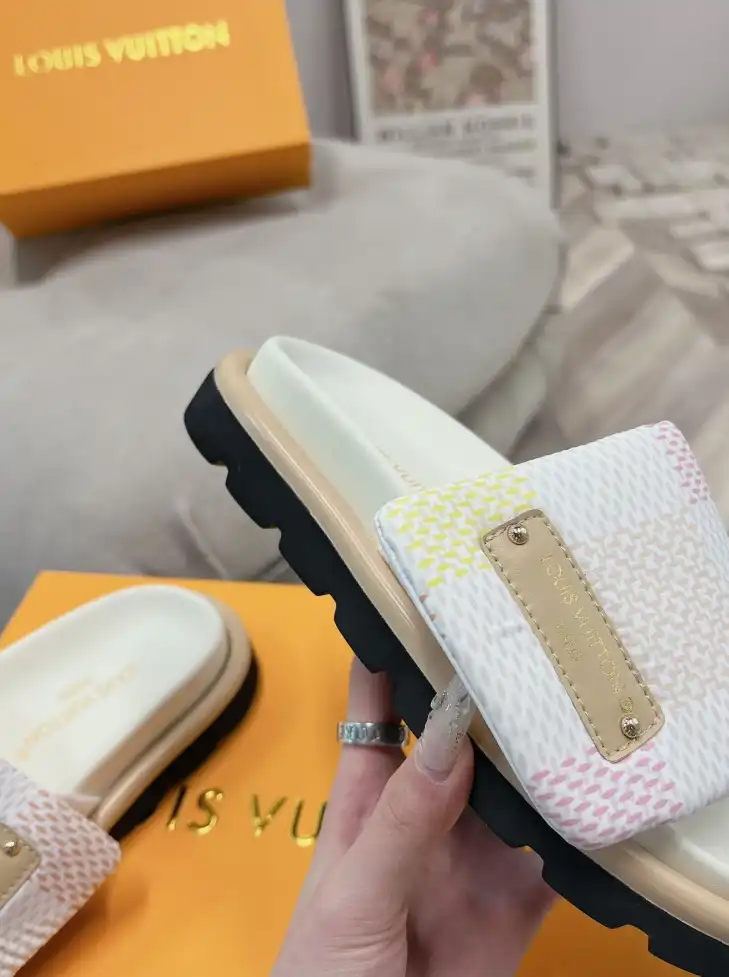 hype LV Slippers