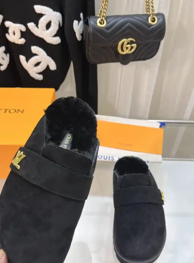 hype LV Slippers