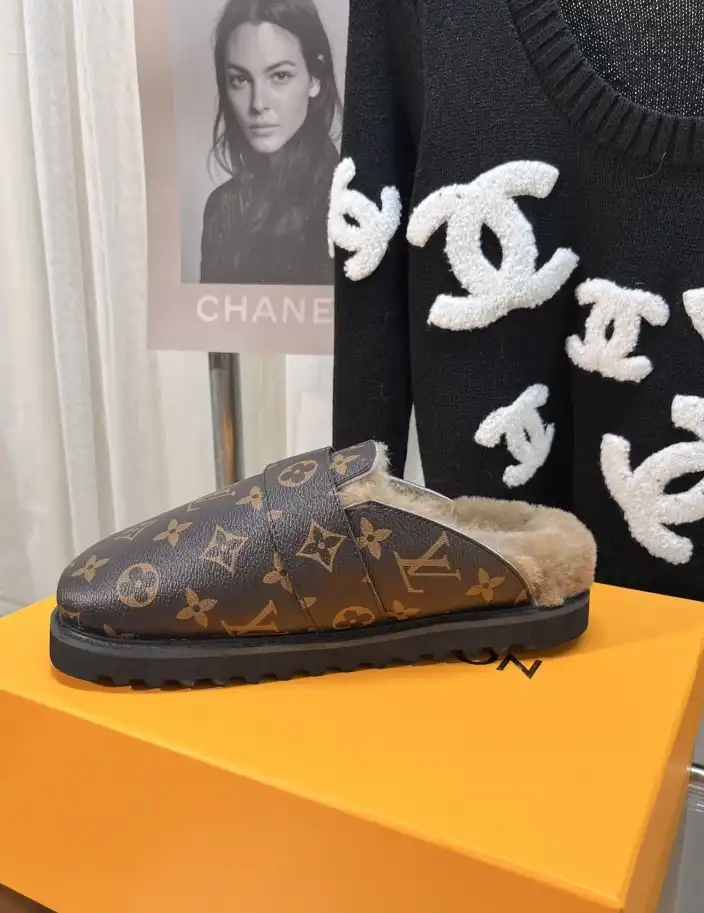 hype LV Slippers