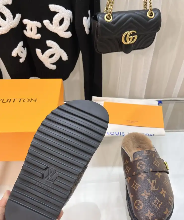 hype LV Slippers