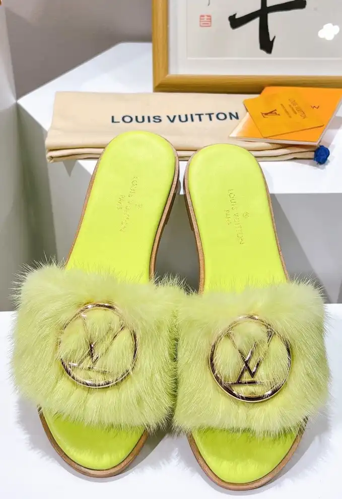 hype LV Slippers