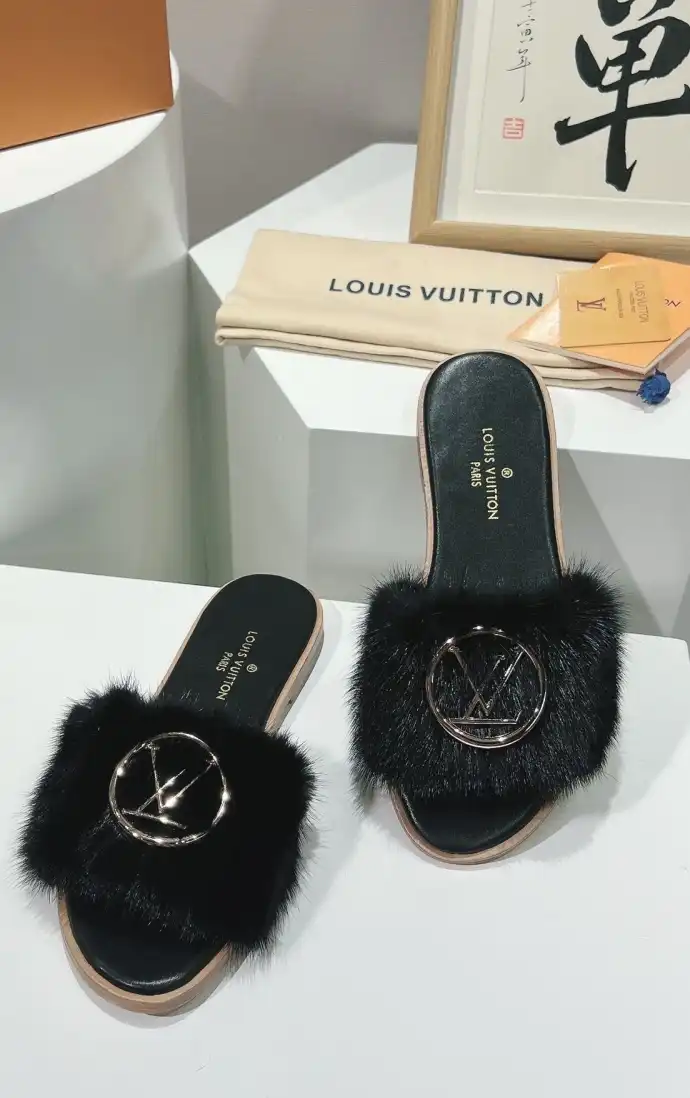 hype LV Slippers