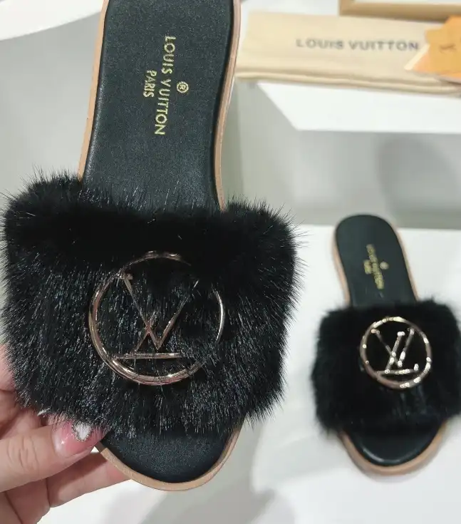 hype LV Slippers