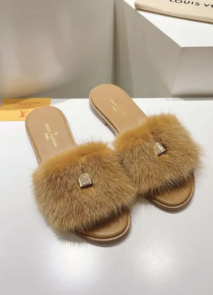 hype LV Slippers