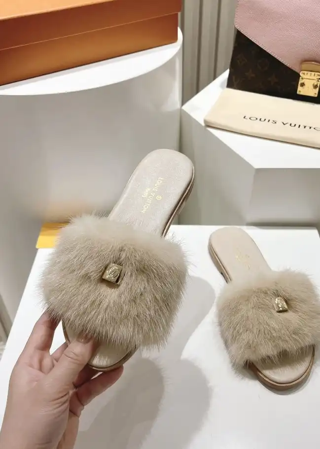 hype LV Slippers