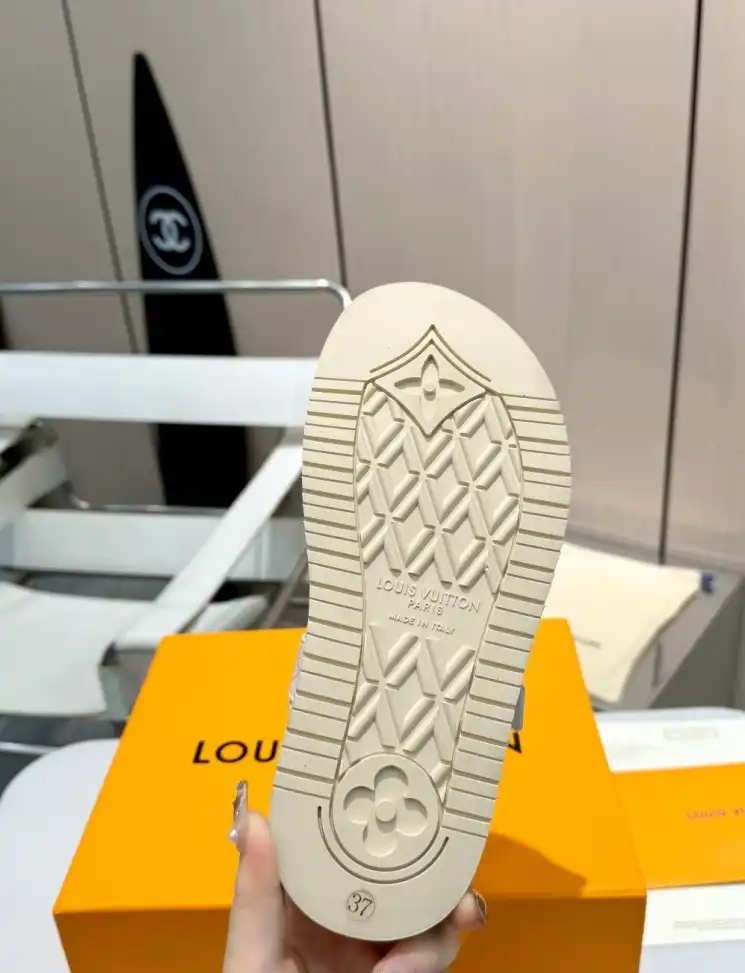 hype LV Slippers