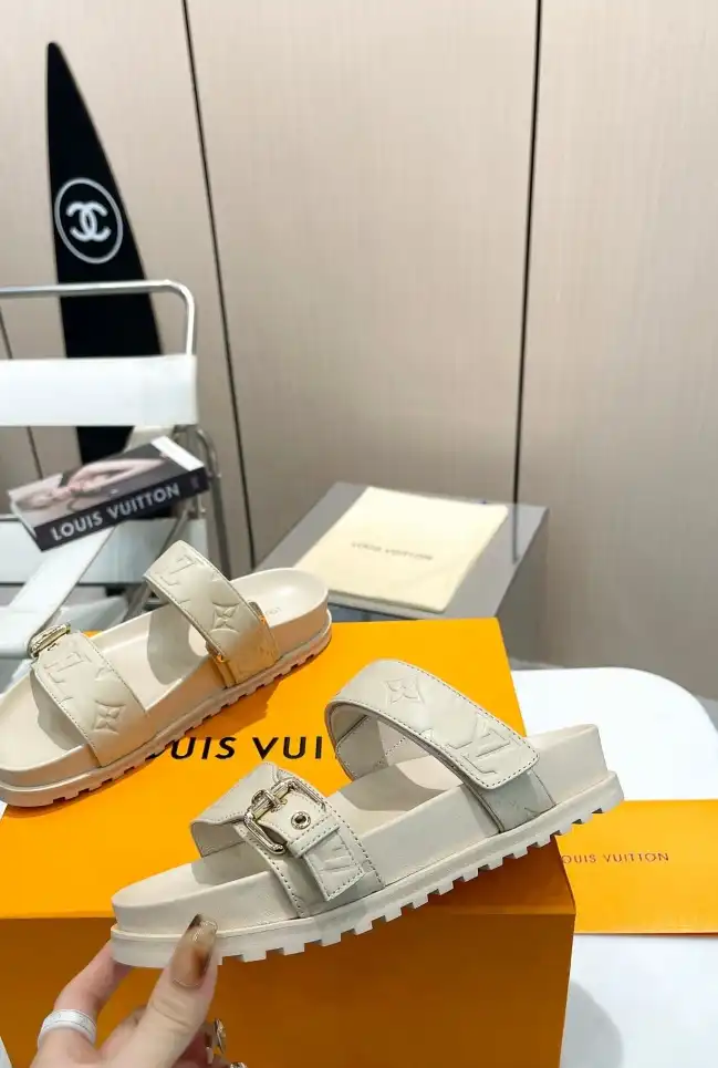 hype LV Slippers