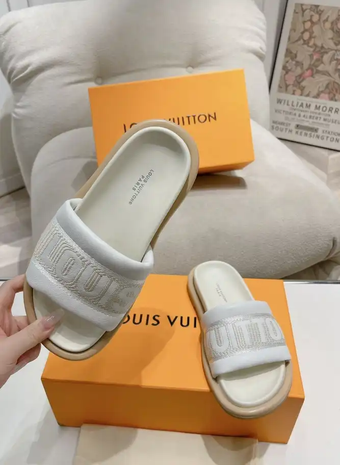 hype LV Slippers