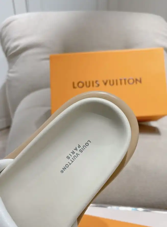 hype LV Slippers