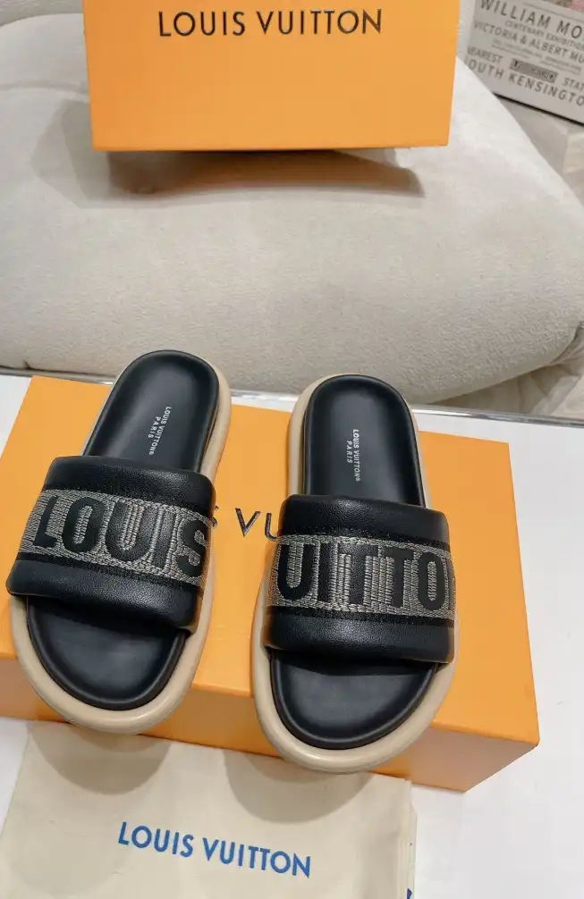 hype LV Slippers