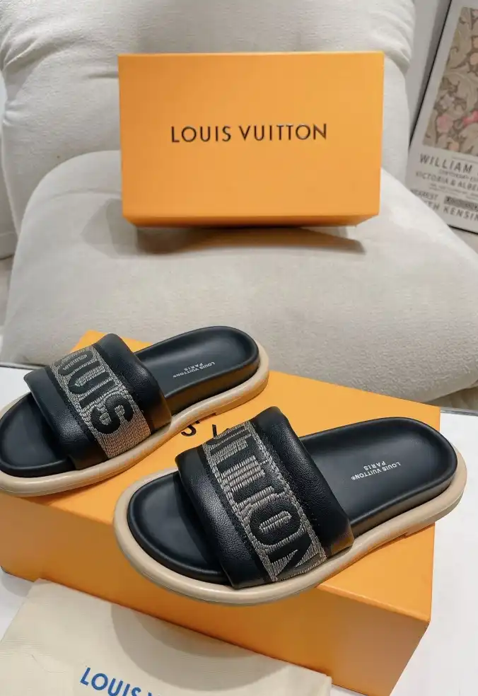 hype LV Slippers