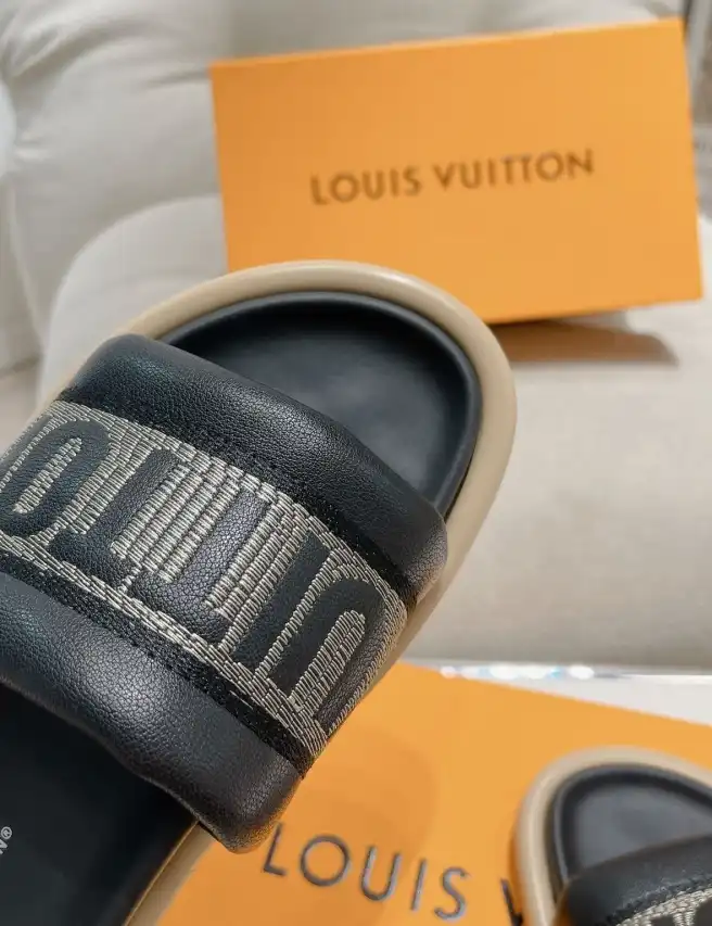 hype LV Slippers