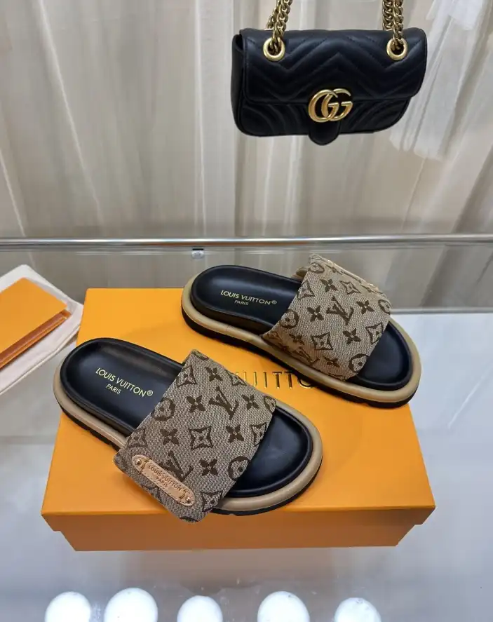 hype LV Slippers