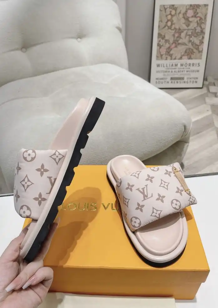 hype LV Slippers