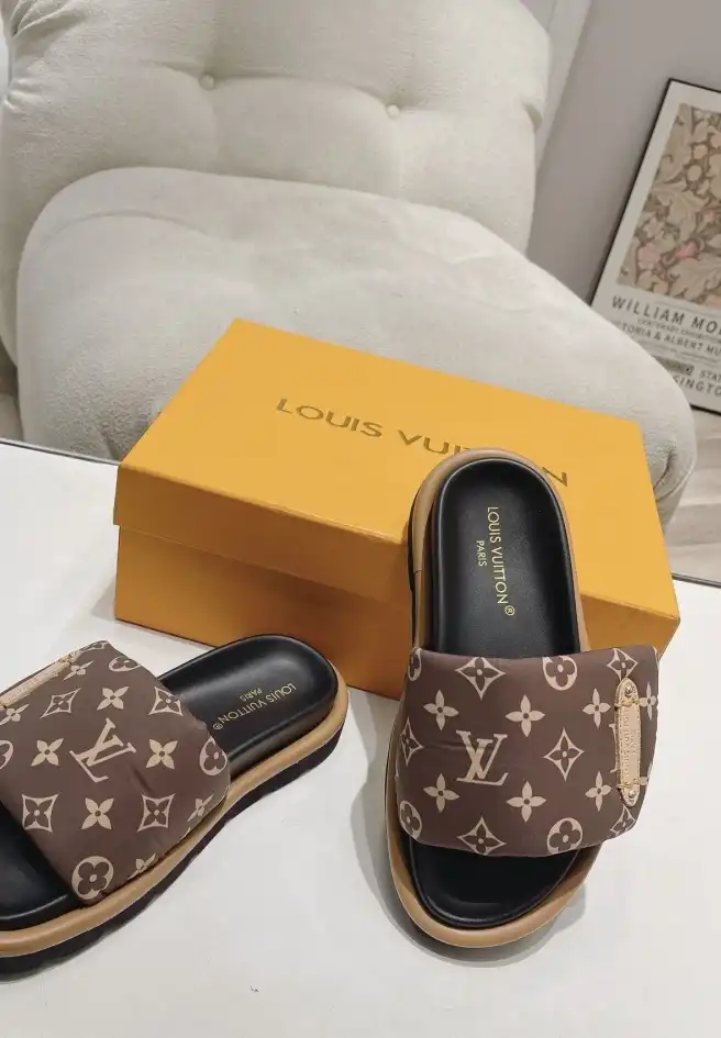 hype LV Slippers