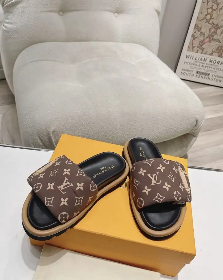 hype LV Slippers