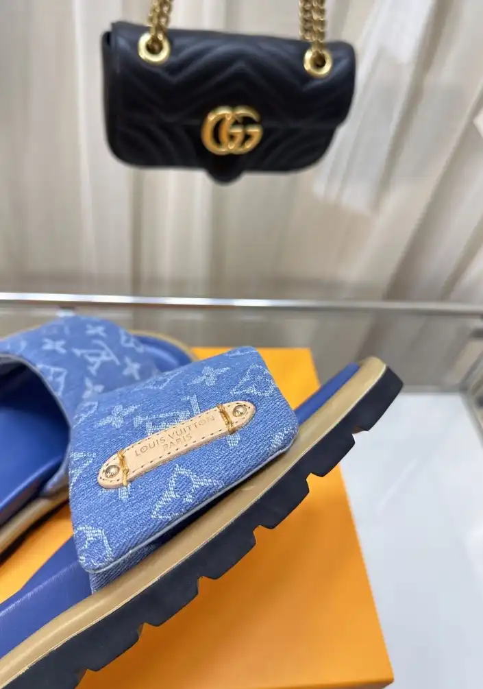 hype LV Slippers