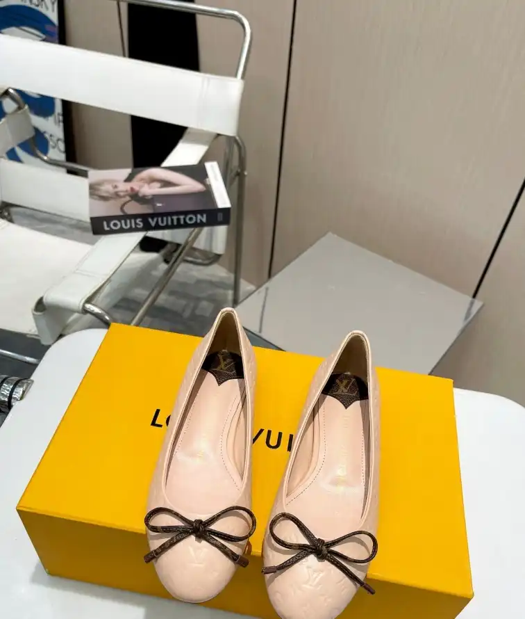 hype LV flat shoes