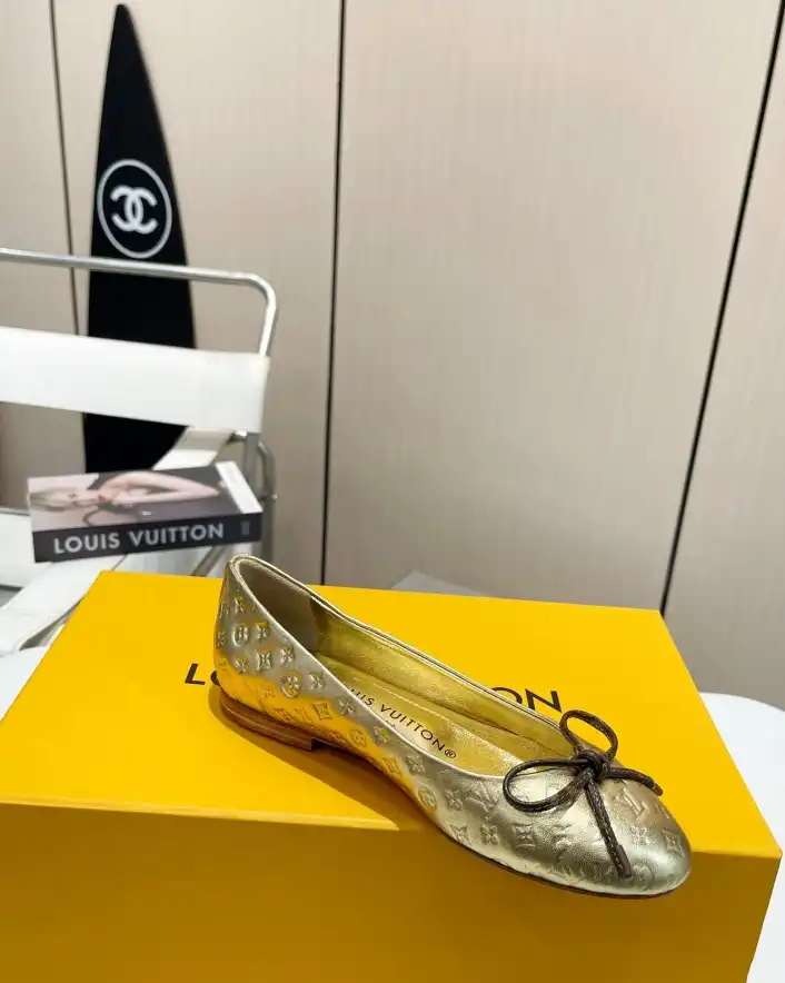 hype LV flat shoes