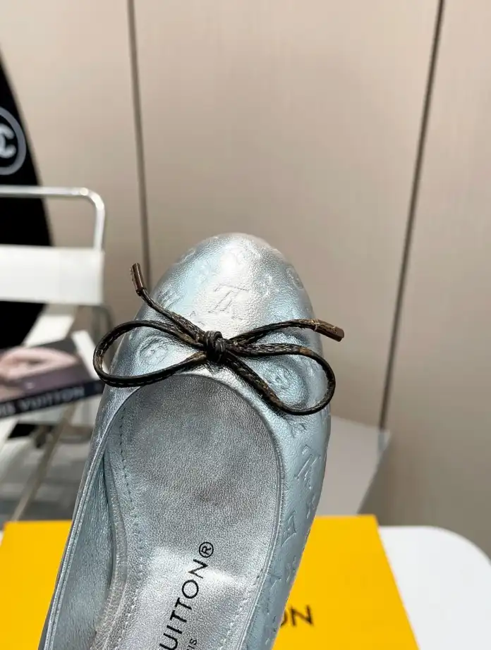 hype LV flat shoes