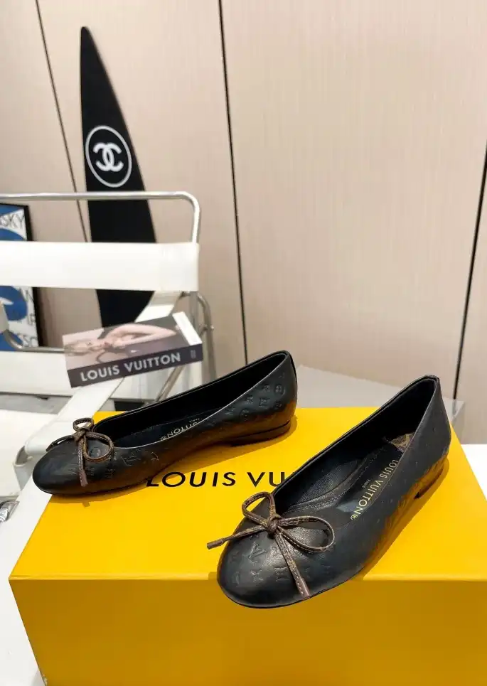 hype LV flat shoes