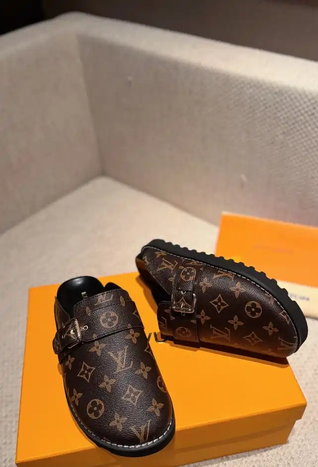 hype LV Slippers