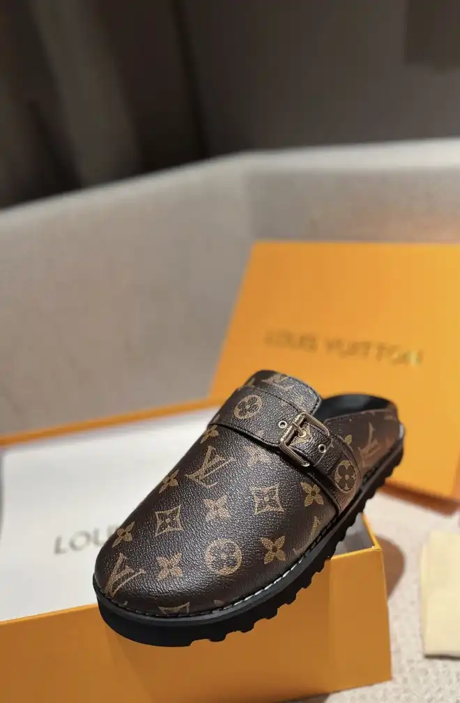 hype LV Slippers