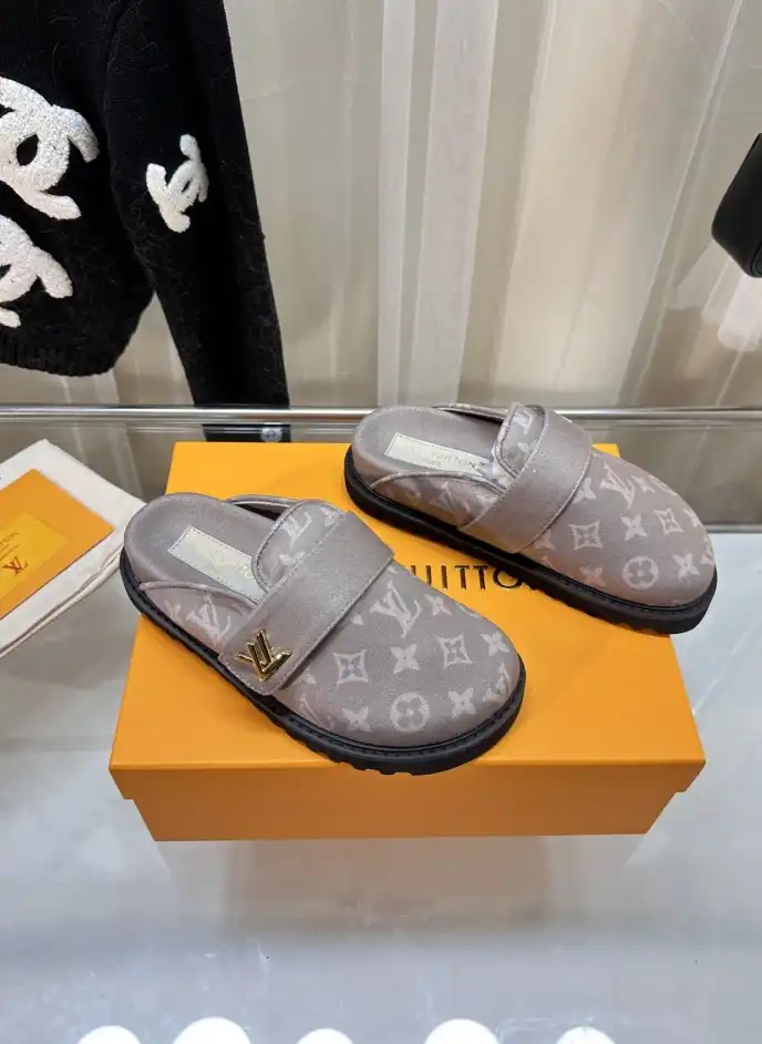 hype LV Slippers