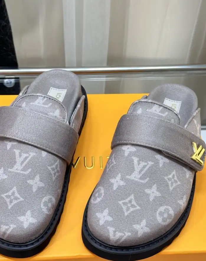 hype LV Slippers