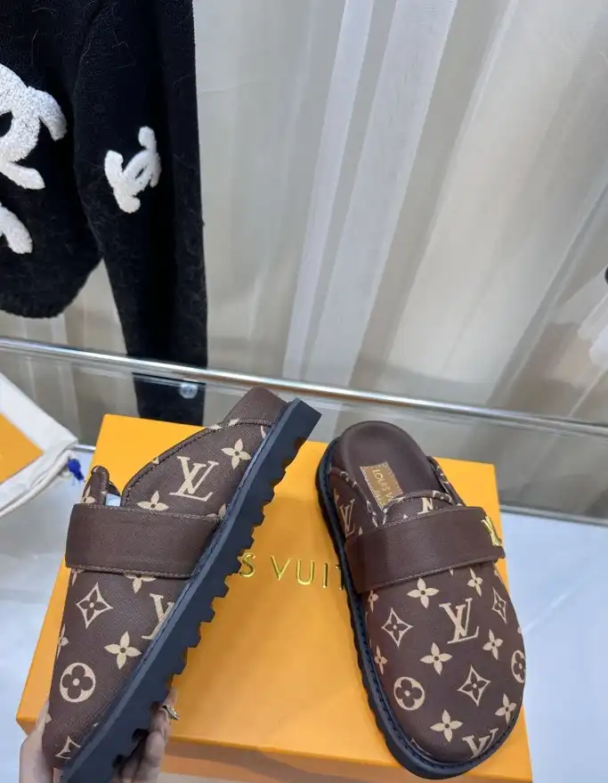 hype LV Slippers