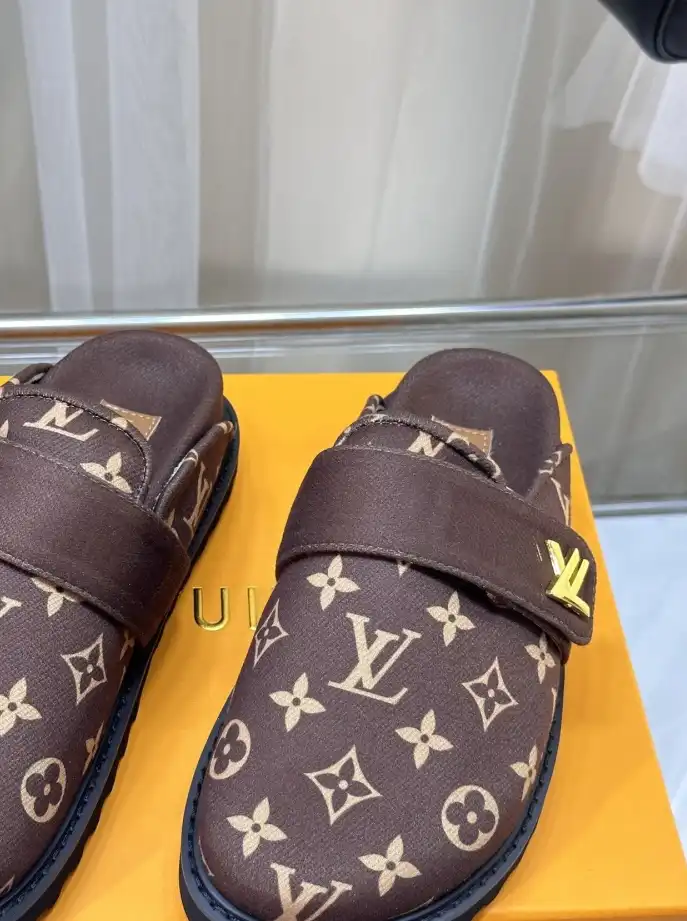 hype LV Slippers