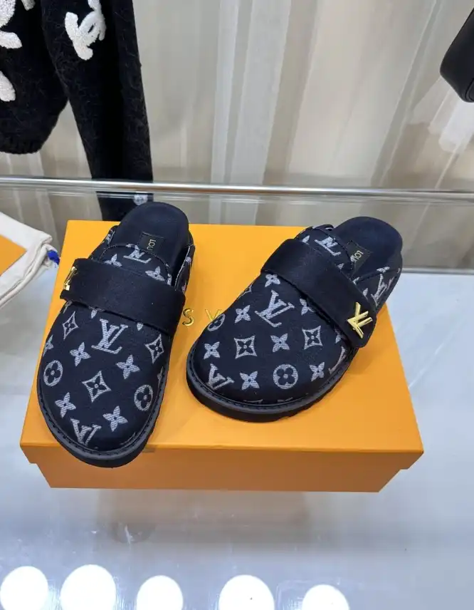 hype LV Slippers