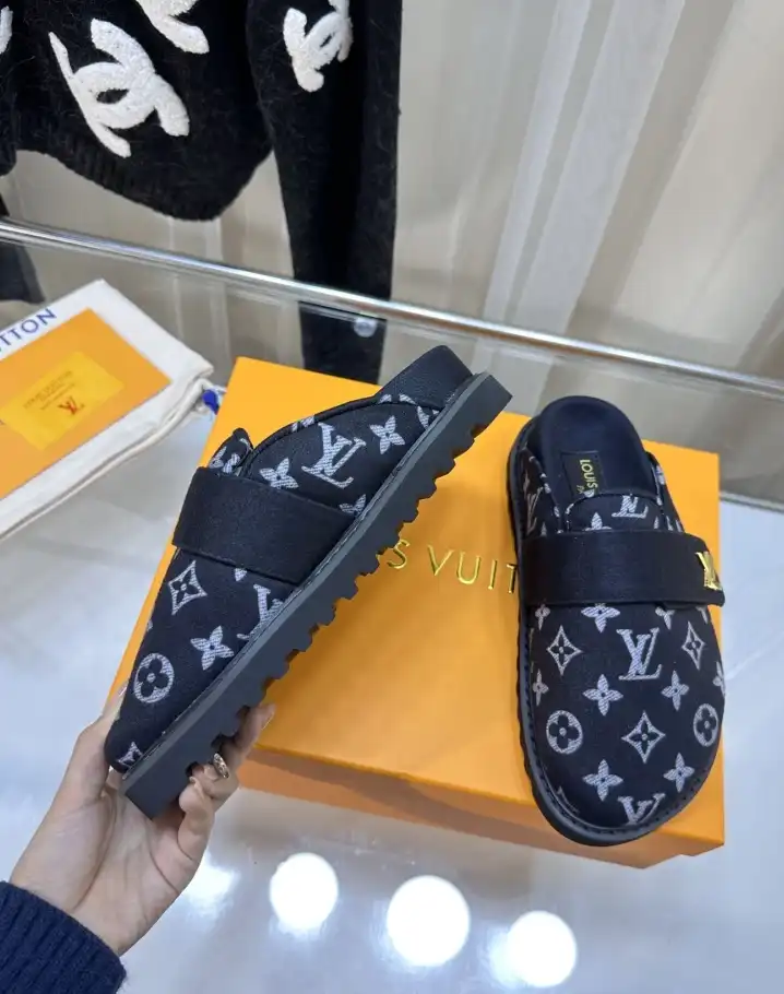 hype LV Slippers