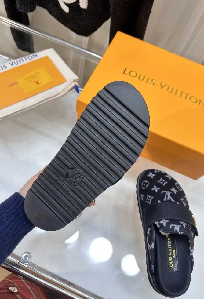 hype LV Slippers