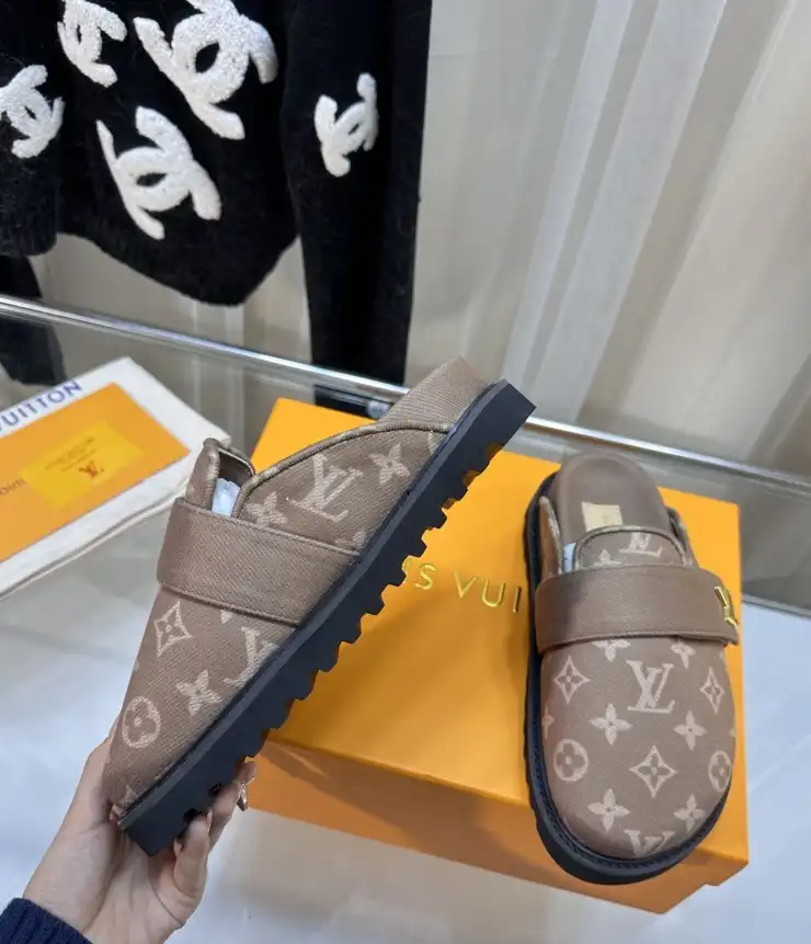 hype LV Slippers