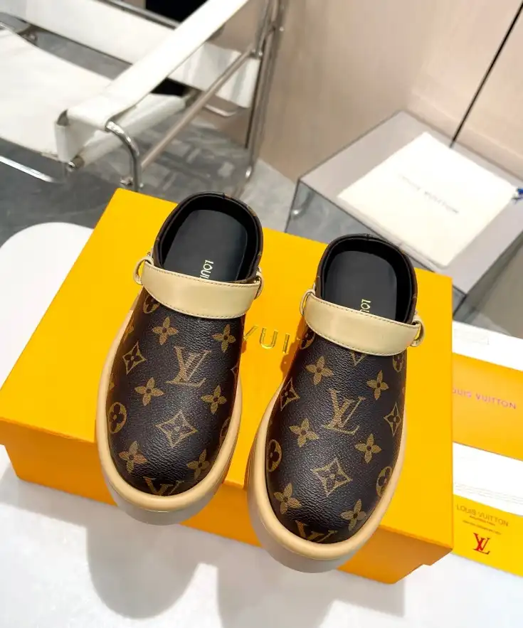 hype LV Slippers