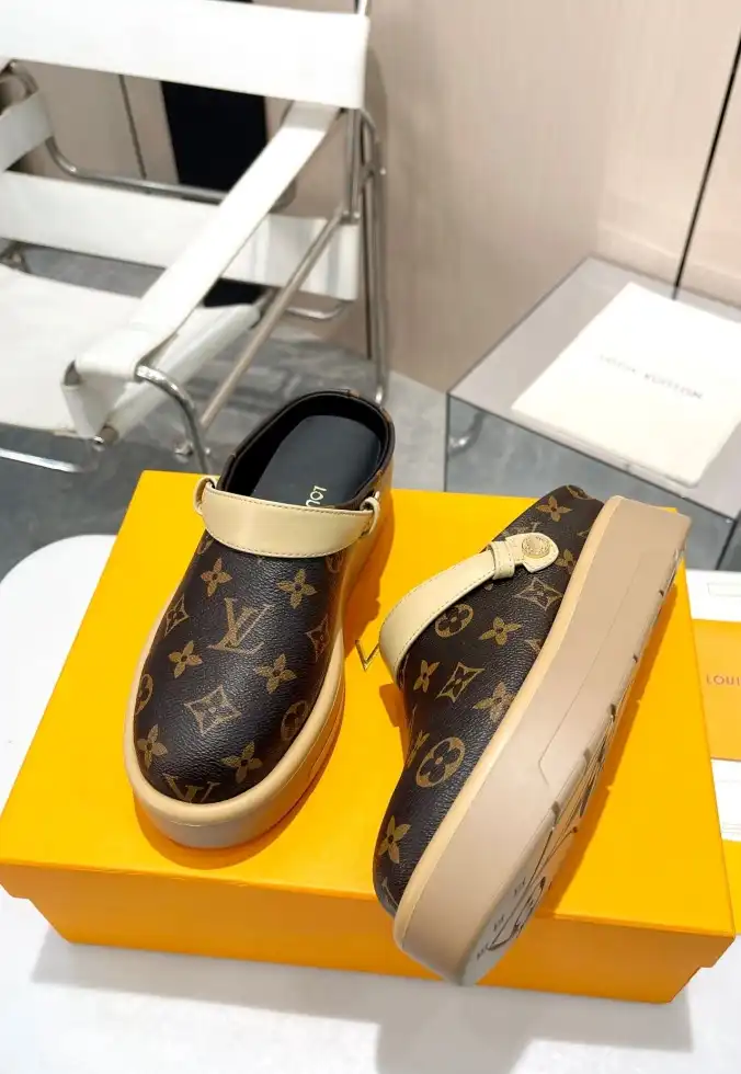 hype LV Slippers