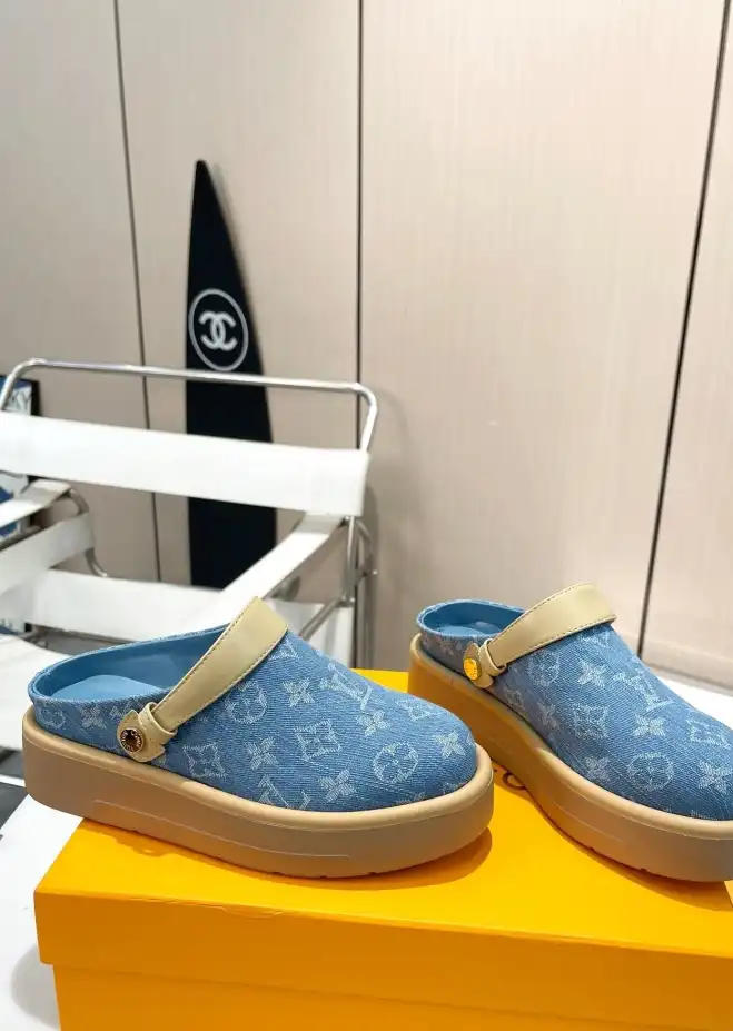 hype LV Slippers