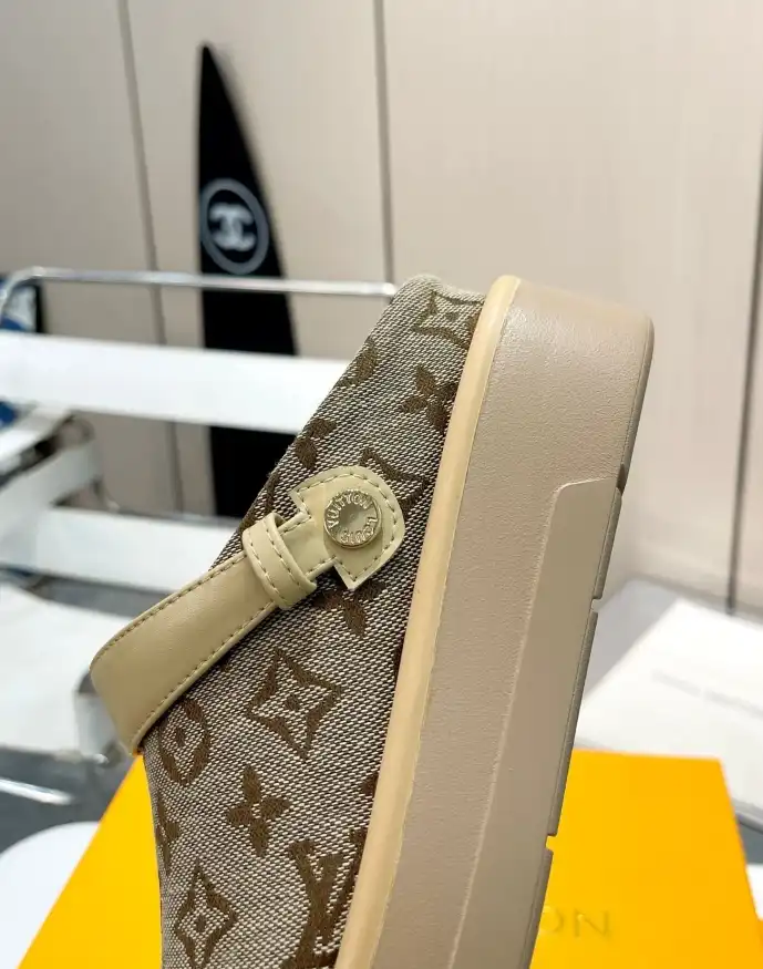 hype LV Slippers