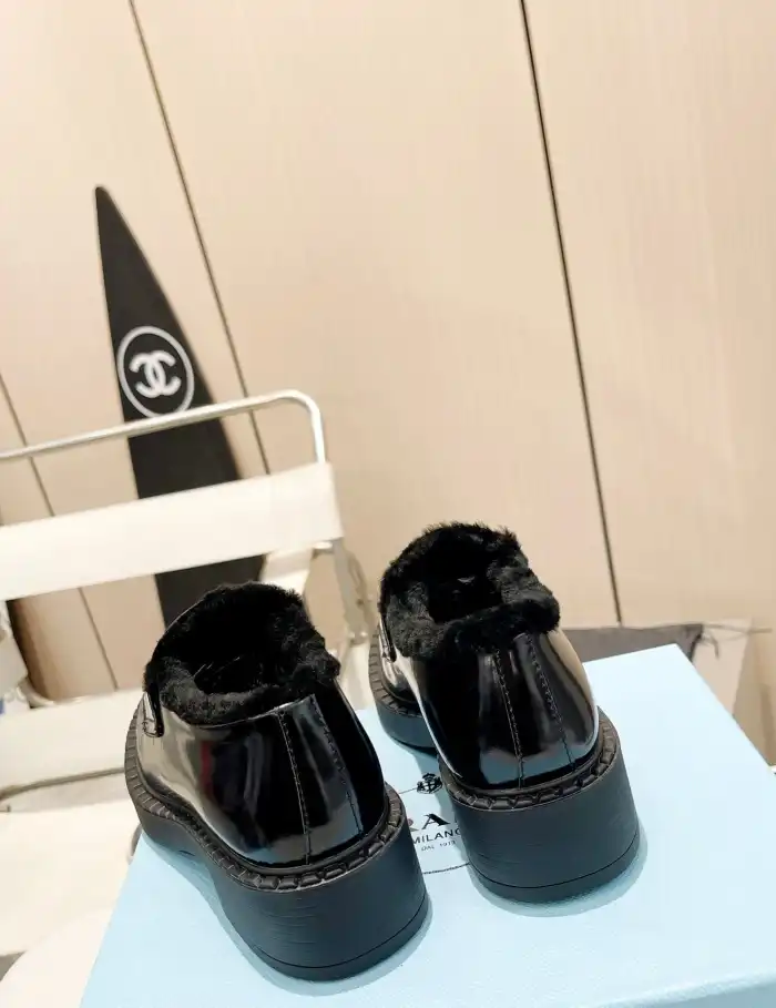 hype Prada Leather Shoes