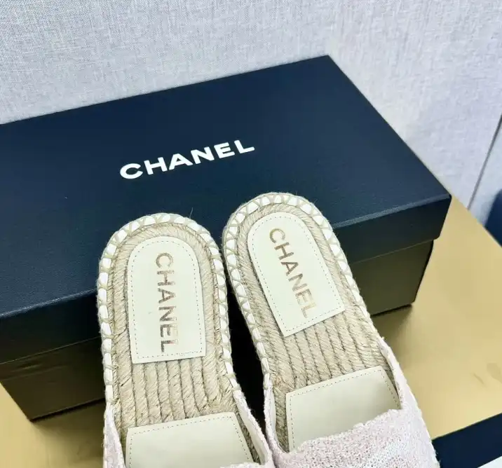 hype Chanel Slippers