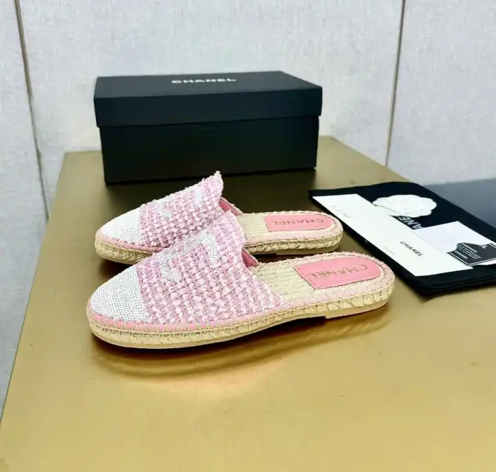 hype Chanel Slippers