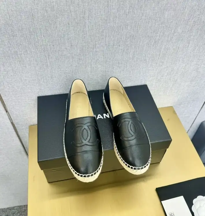 hype Chanel Flat Shoes