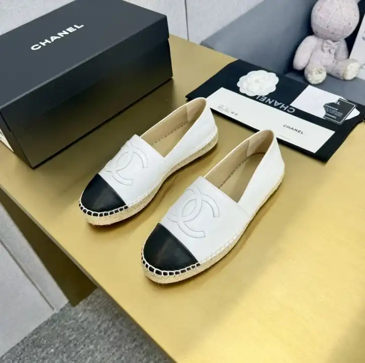 hype Chanel Flat Shoes