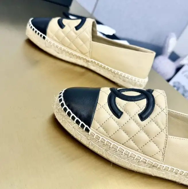 hype Chanel Flat Shoes