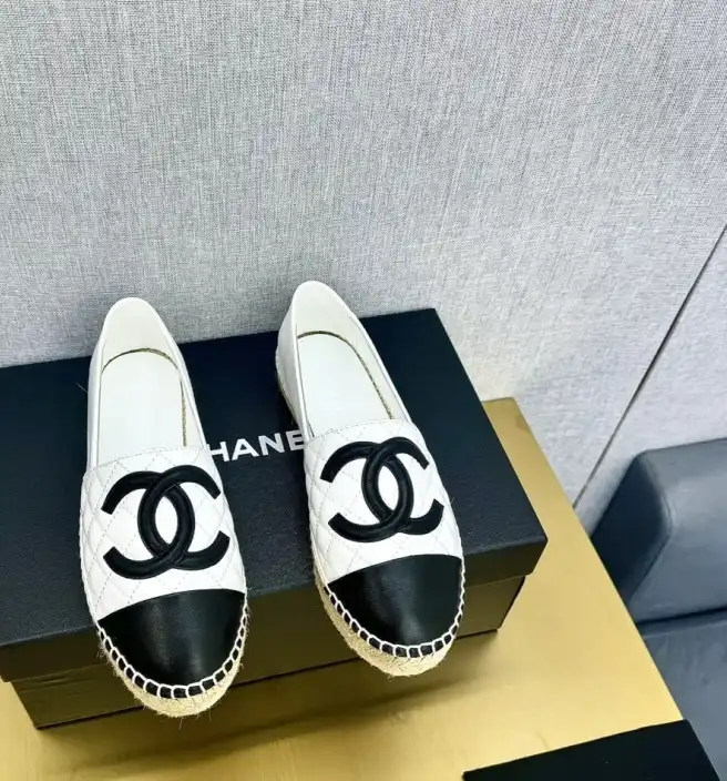 hype Chanel Flat Shoes