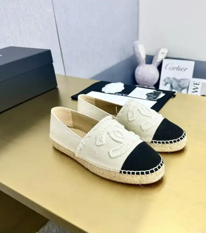 hype Chanel Flat Shoes